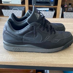 Nike ACG Wildwood Size 11